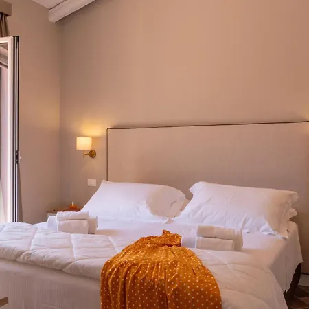 Camma With Private Pool Guest house Mirto (Messina)